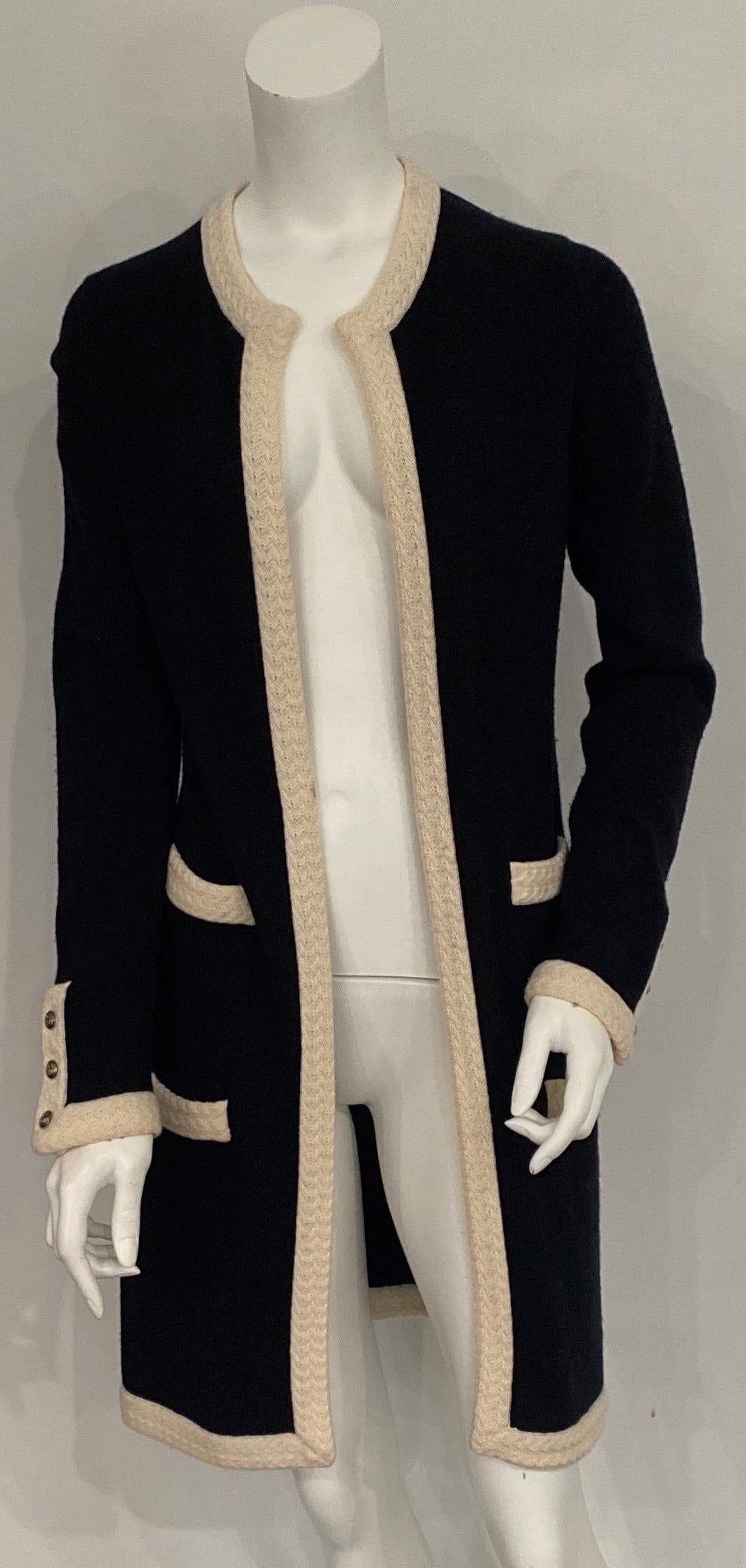 Chanel Black and Cream Cashmere Coat -Size 40- 2004A This Chanel Black Cashmere 3/4 length coat has cream color 1.25