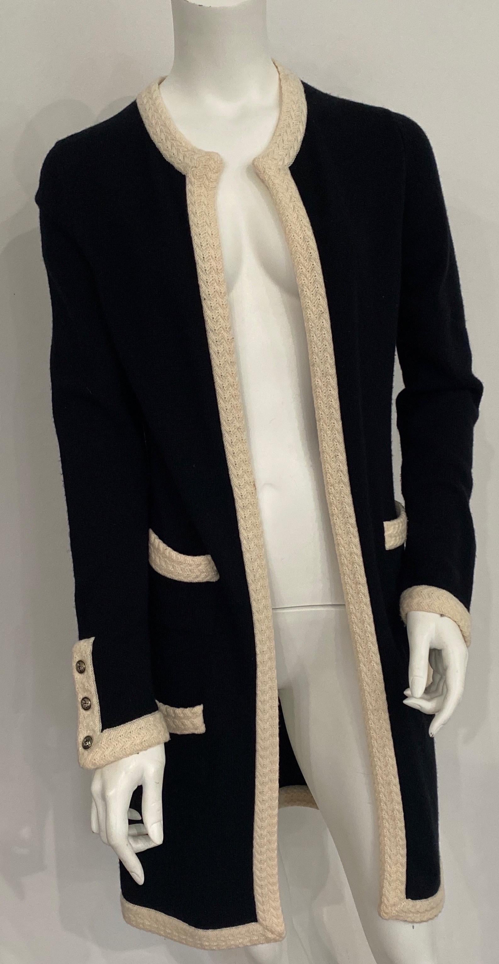 Chanel Black and Cream Cashmere Coat -Size 40- 2004A In Good Condition In West Palm Beach, FL