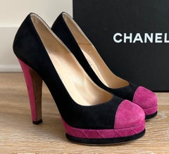 Chanel Black and Fuschia Logo Cap Toe Pump