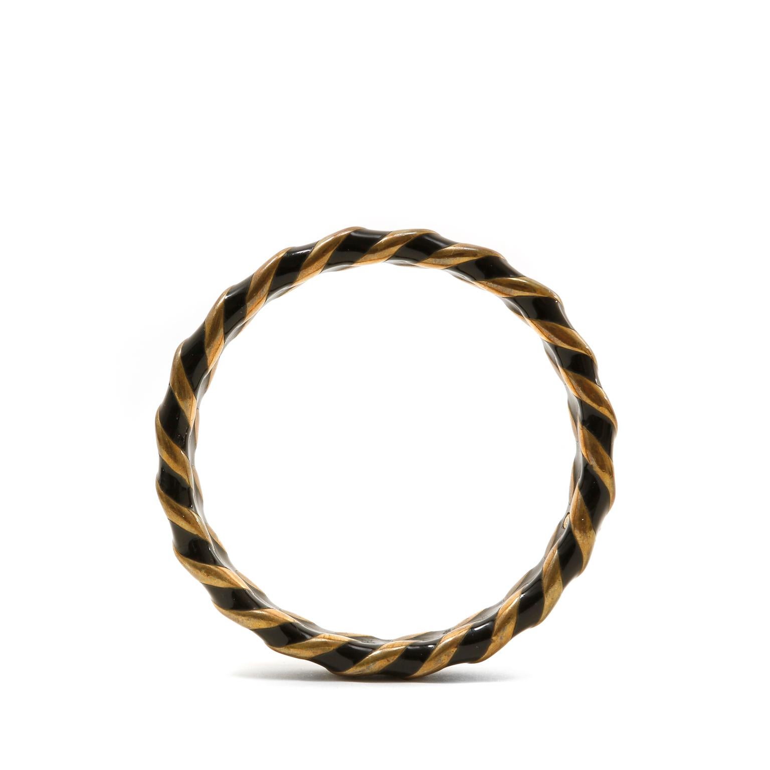 chanel bracelet black and gold