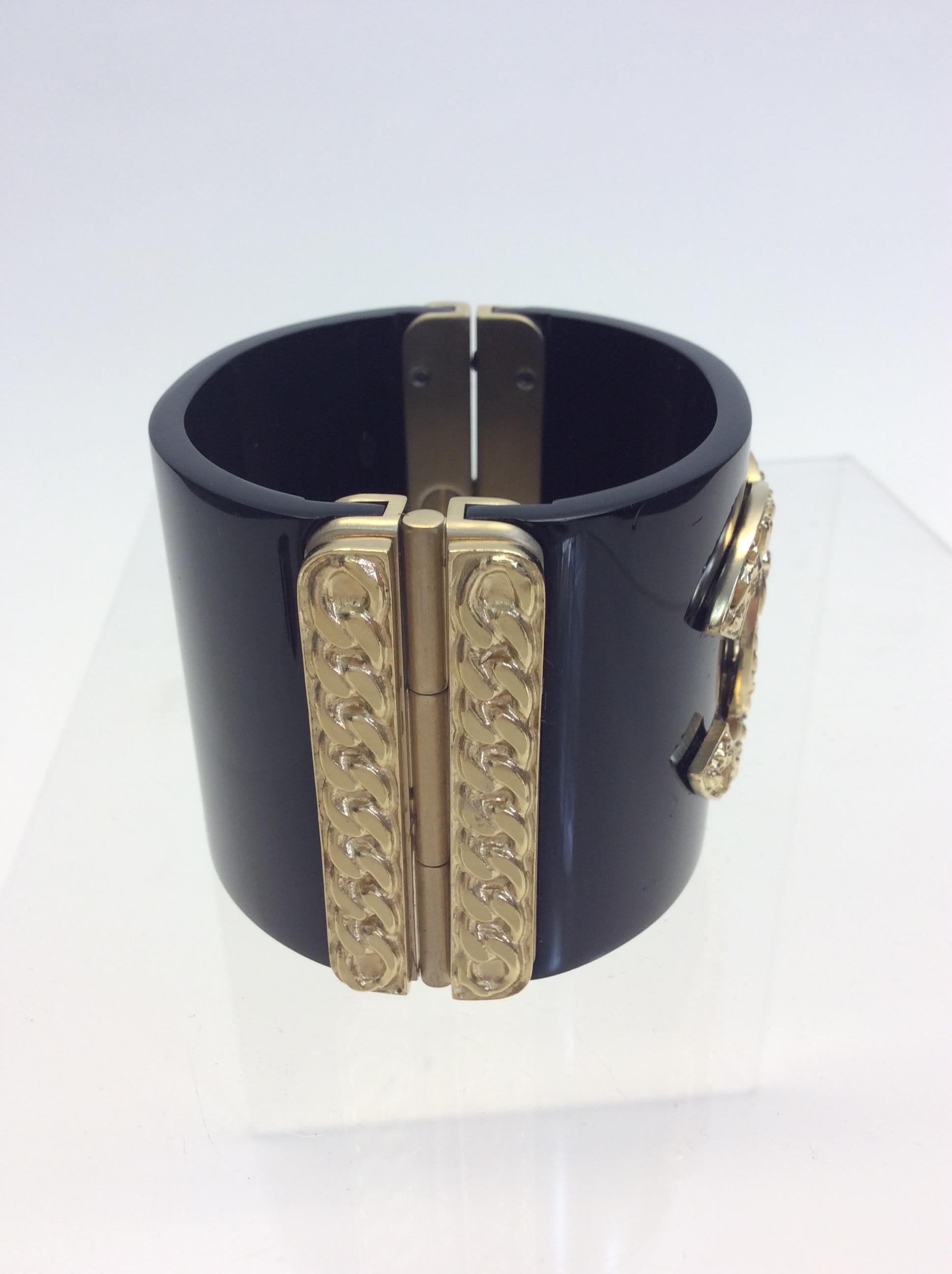 Chanel Black and Gold Lucite Cuff In Good Condition For Sale In Narberth, PA