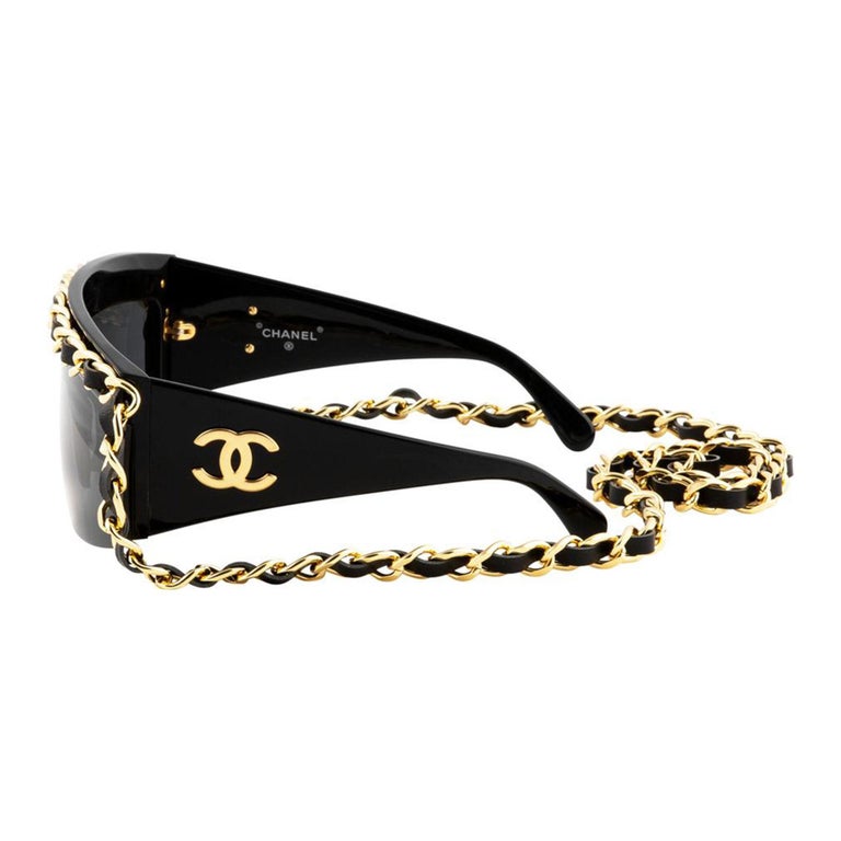 Women's or Men's Chanel Black and Gold Rare Vintage Runway Chain Sunglasses For Sale