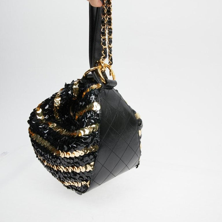 Chanel Black and Gold Sequins Bag For Sale 11