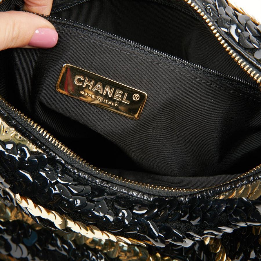Chanel Black and Gold Sequins Bag 3
