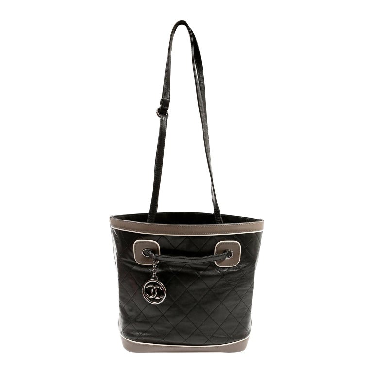 Chanel Black and Grey Quilted Leather Bucket Tote For Sale