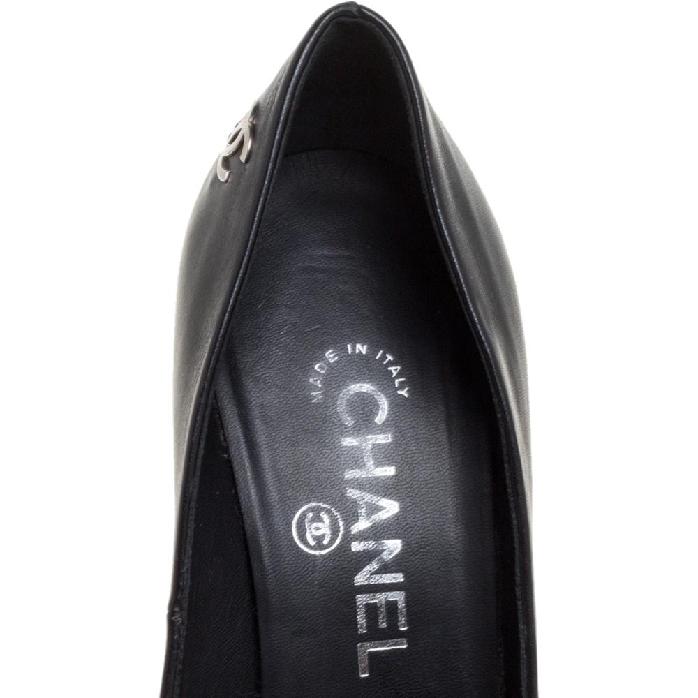 Chanel Black And Metallic Leather CC Cap Toe Platform Pumps Size 37 1
