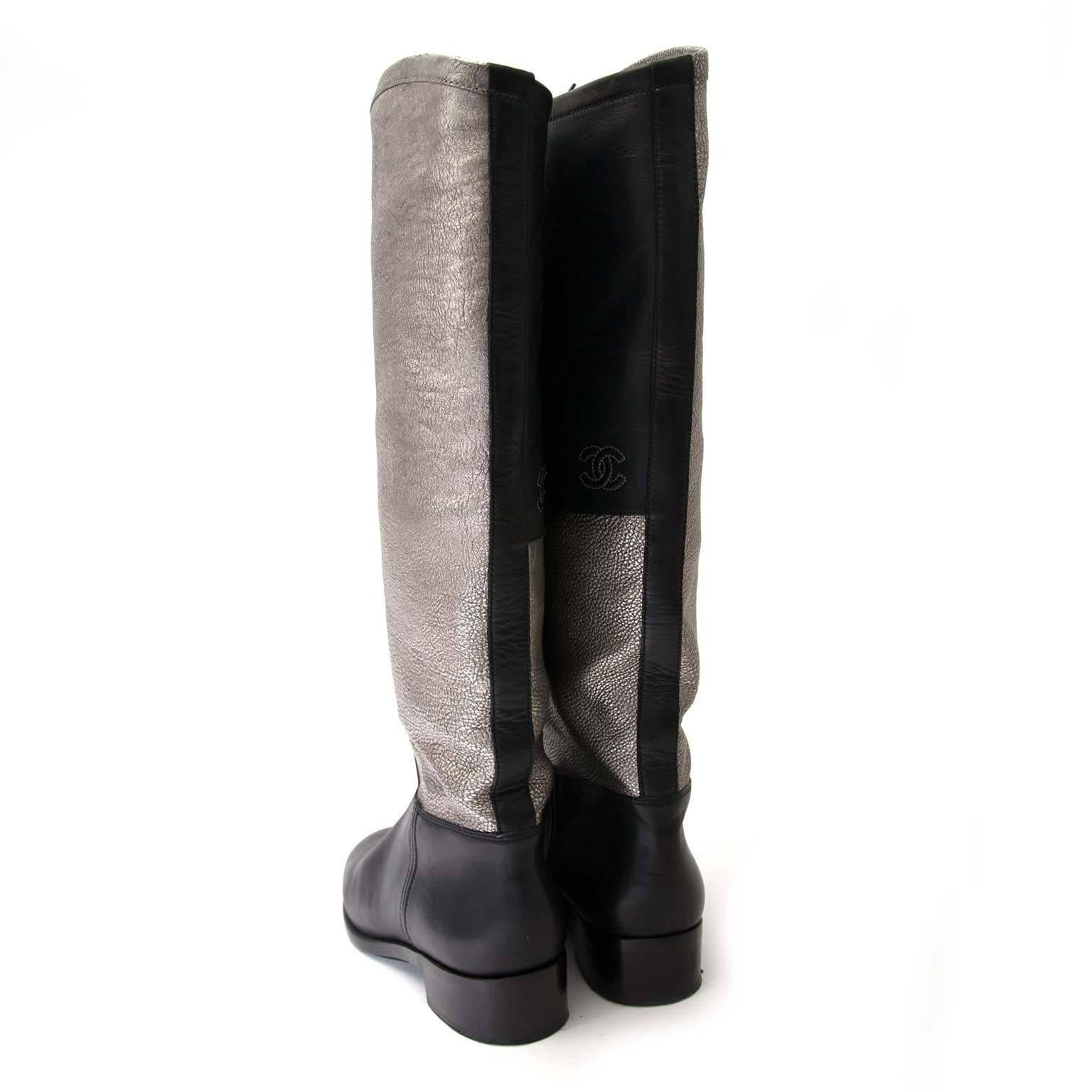 Chanel Black And Silver Leather Tall Riding Boots  In Excellent Condition In Antwerp, BE