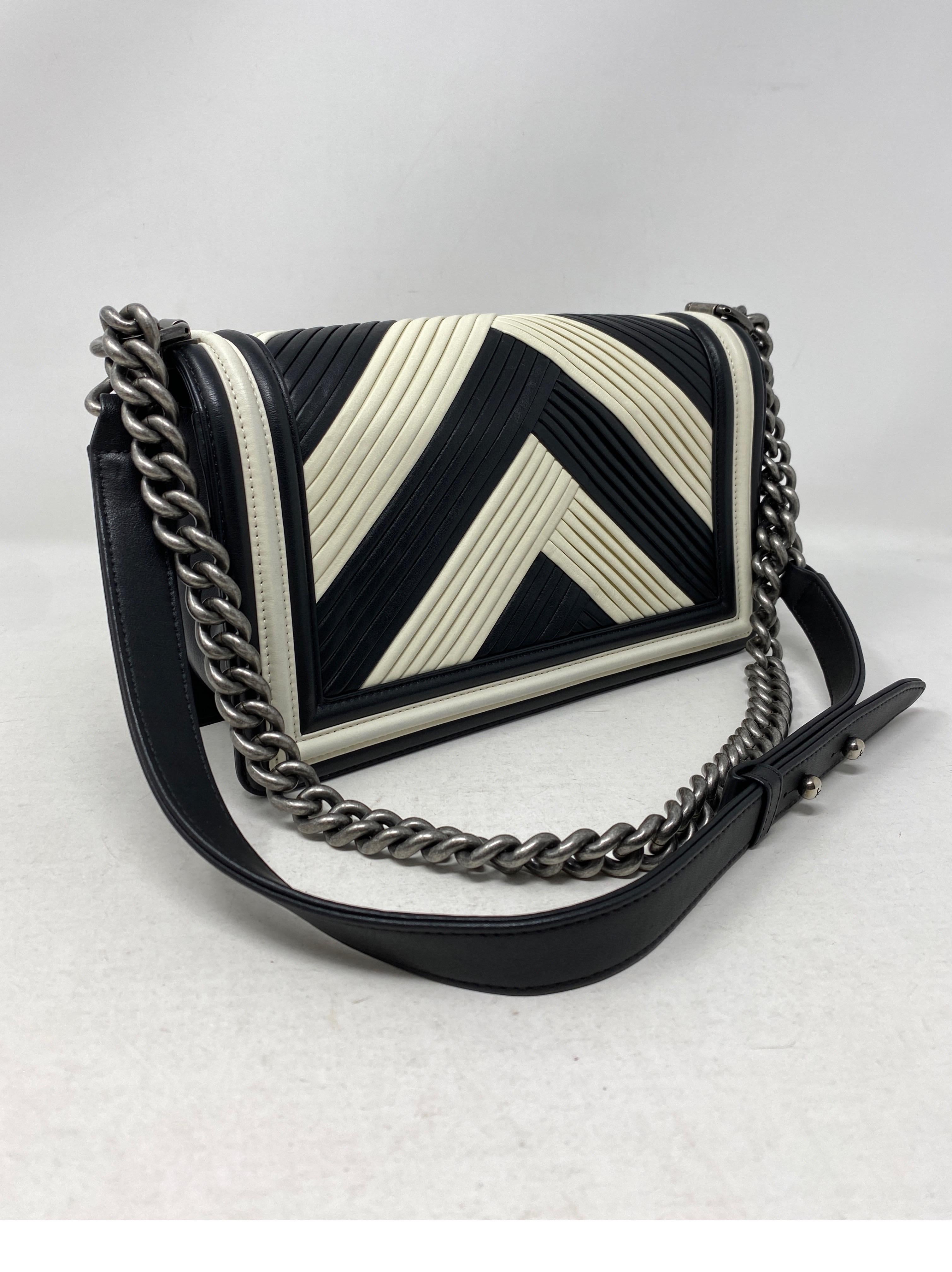 Chanel Black and White Chevron Boy Bag 4