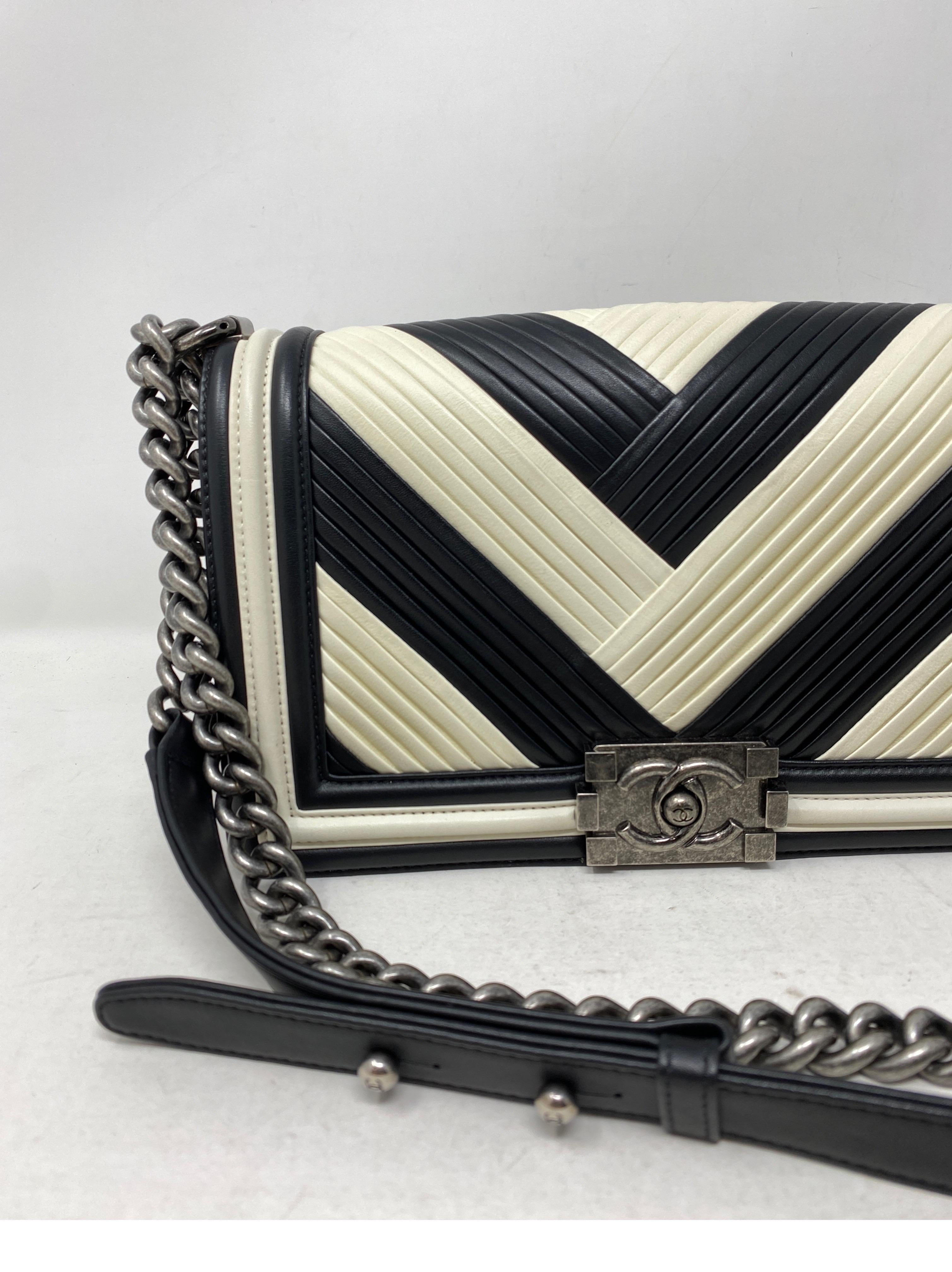 chanel 24164786