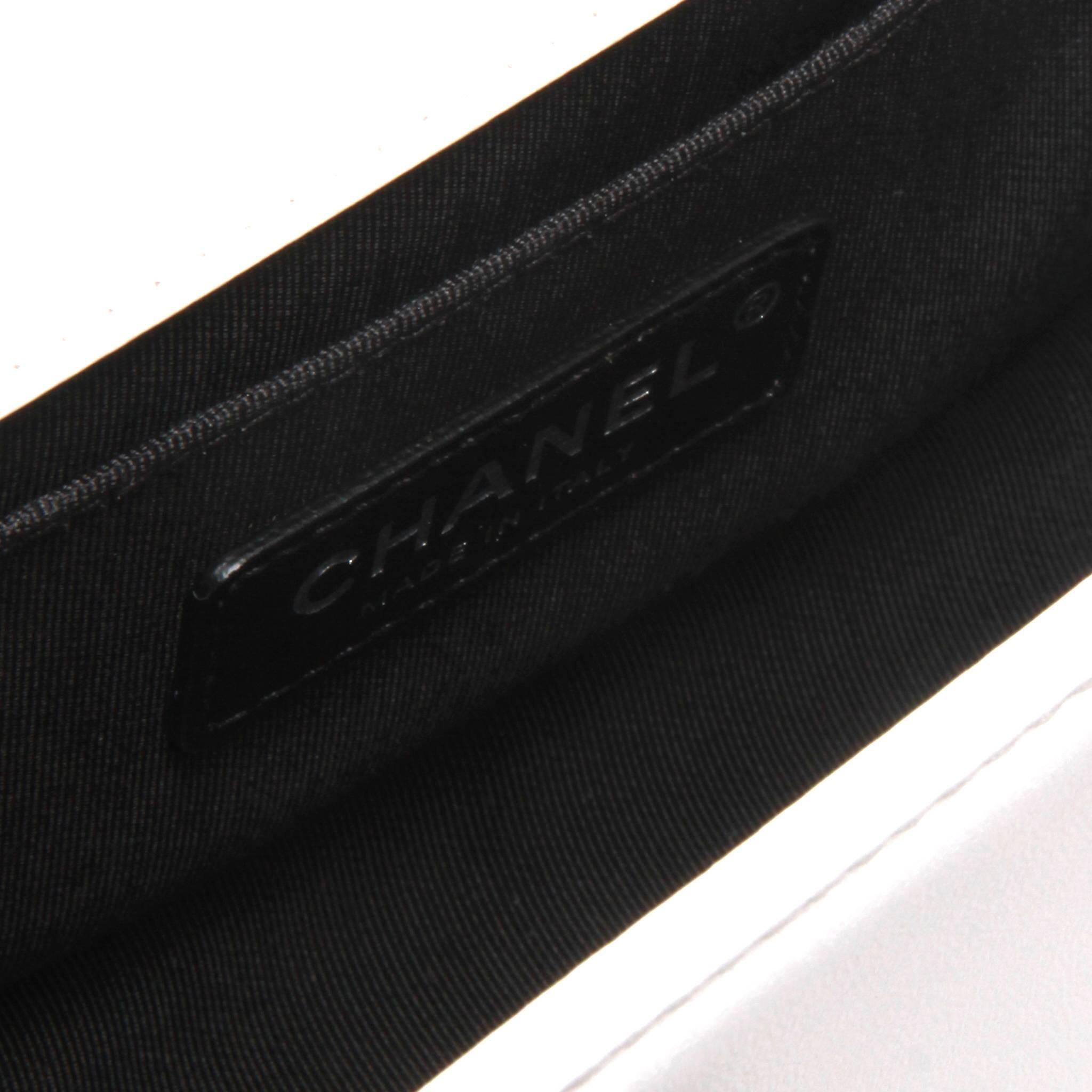 Chanel Black and White Geometric Lambskin Medium Boy Bag For Sale at ...