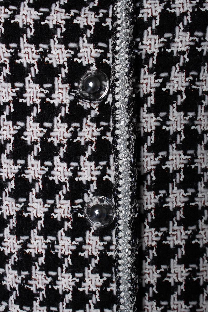 Chanel, Black and white houndstooth jacket For Sale 3