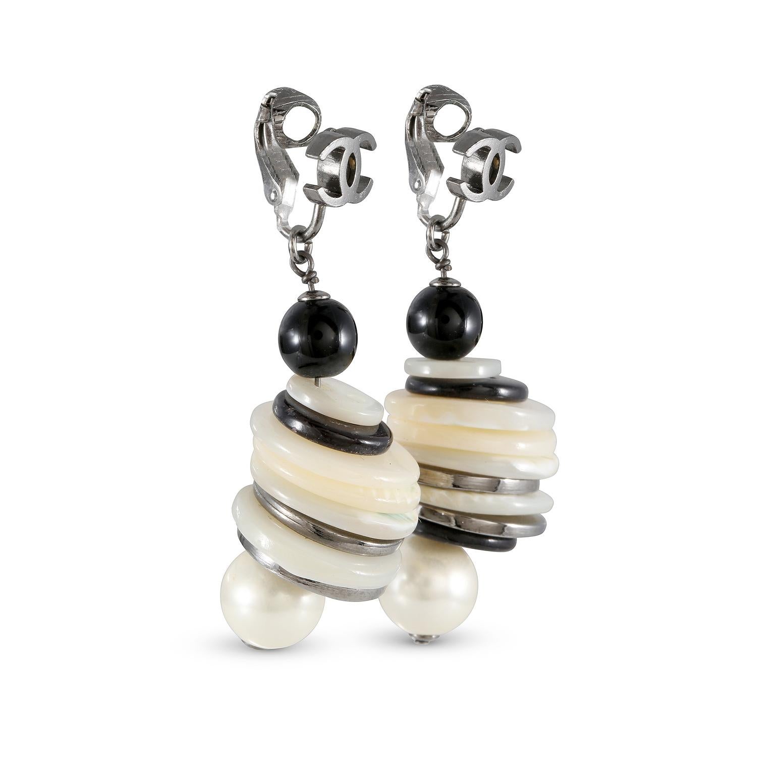 chanel black and white earrings