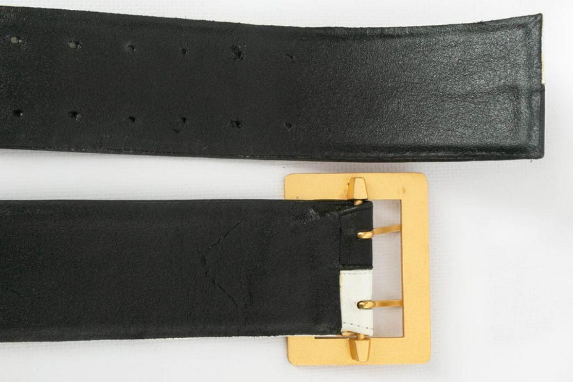 Chanel Black and White Leather Belt Spring-Summer Collection, 1995 For Sale 4