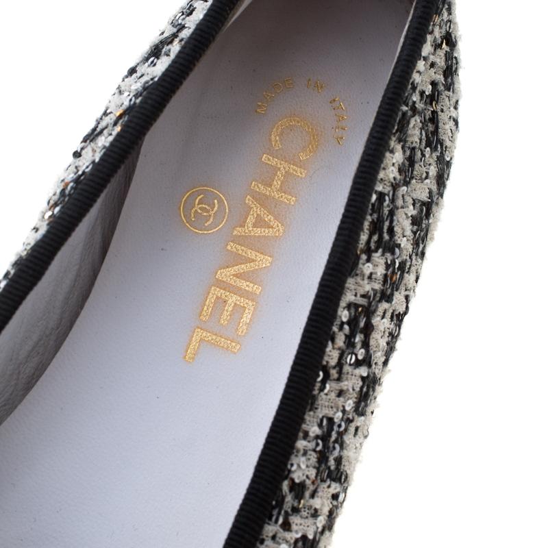 Chanel Black and White Tweed Cap Toe CC Bow Ballet Flats Size 38.5 2