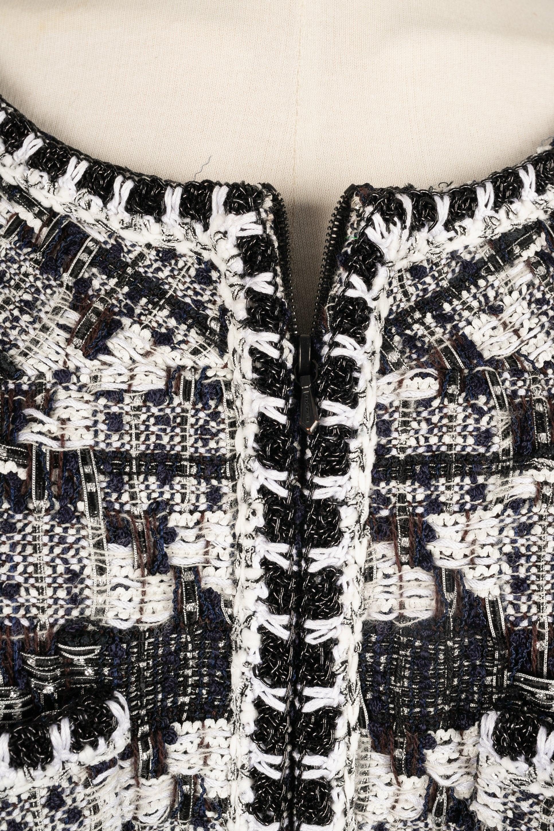 Chanel Black and White Tweed Jacket, 2006 5