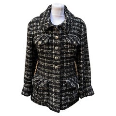 Chanel - Veste de planisphère en tweed noir et blanc - Taille 38 FR