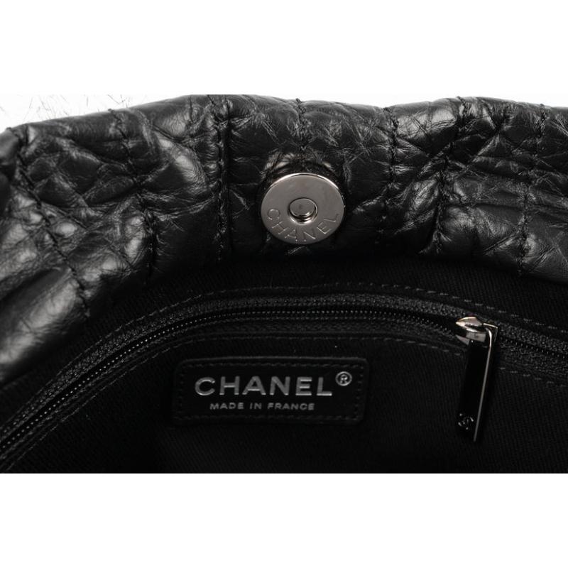 Chanel Black and White Tweed Quilted Artic Bag, 2010 For Sale 5