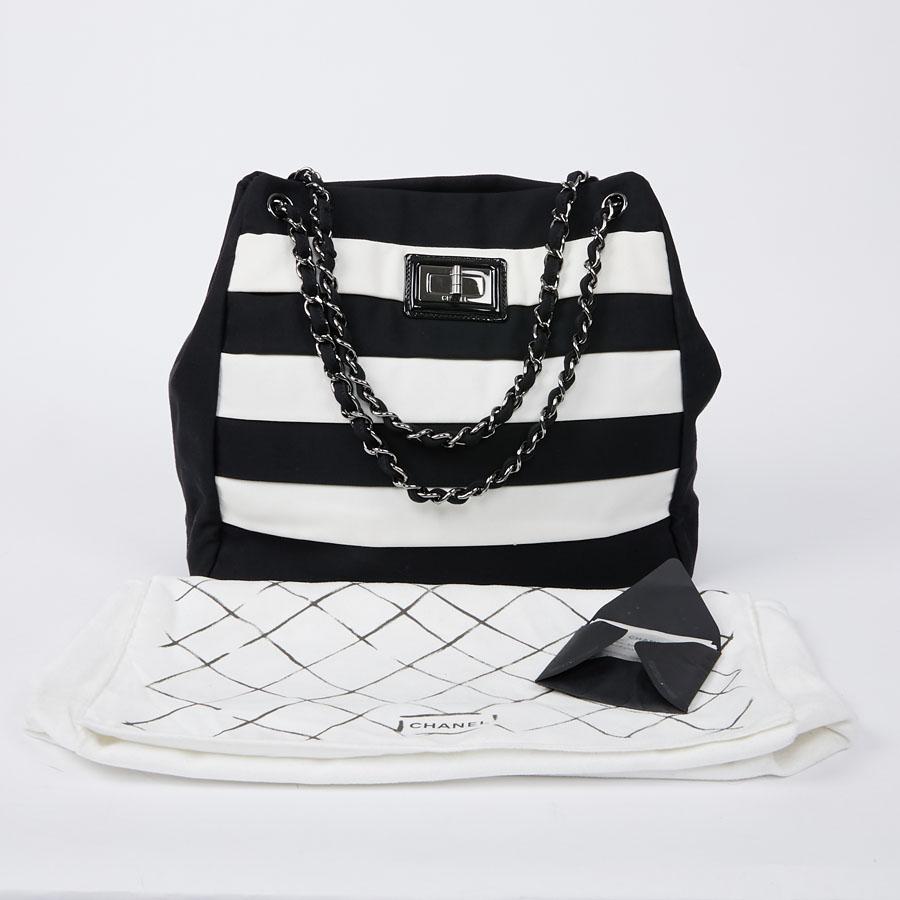 chanel bag black and white