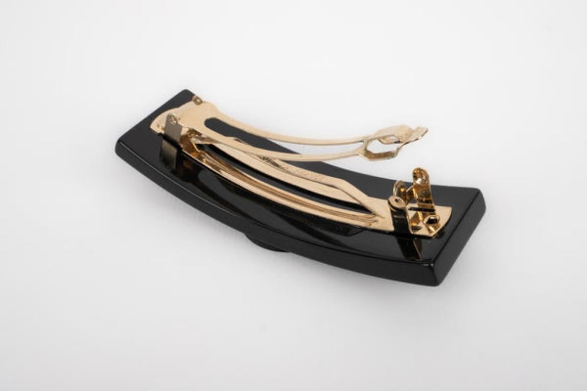 Chanel Black Bakelite Hair Clip 2006 For Sale 2