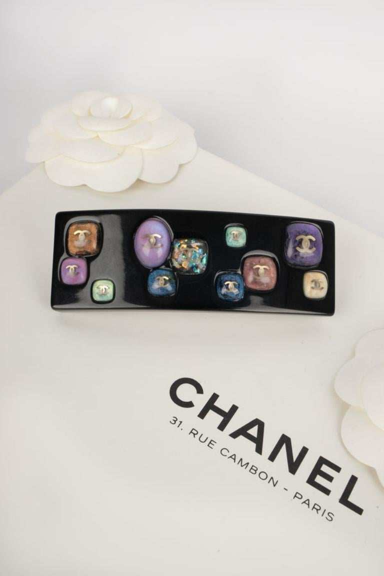 Chanel Black Bakelite Hair Clip Spring, 2006 5