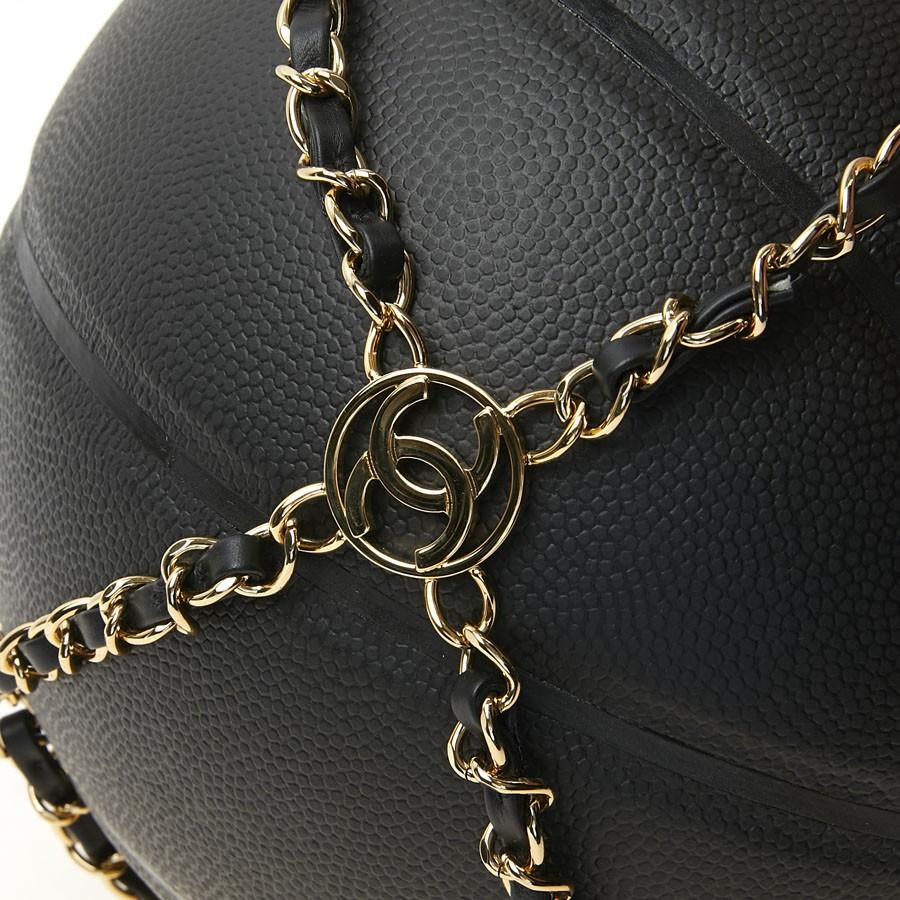 CHANEL Black BasketBall with its Chain in Leather and Metal 1