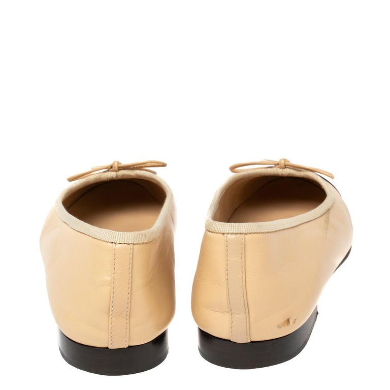 Chanel Black/Beige Leather CC Cap Toe Flats Size 36 at 1stDibs