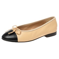 Chanel Flats 36 Lambskin Two Tone Black Captoe Beige Body VEUC