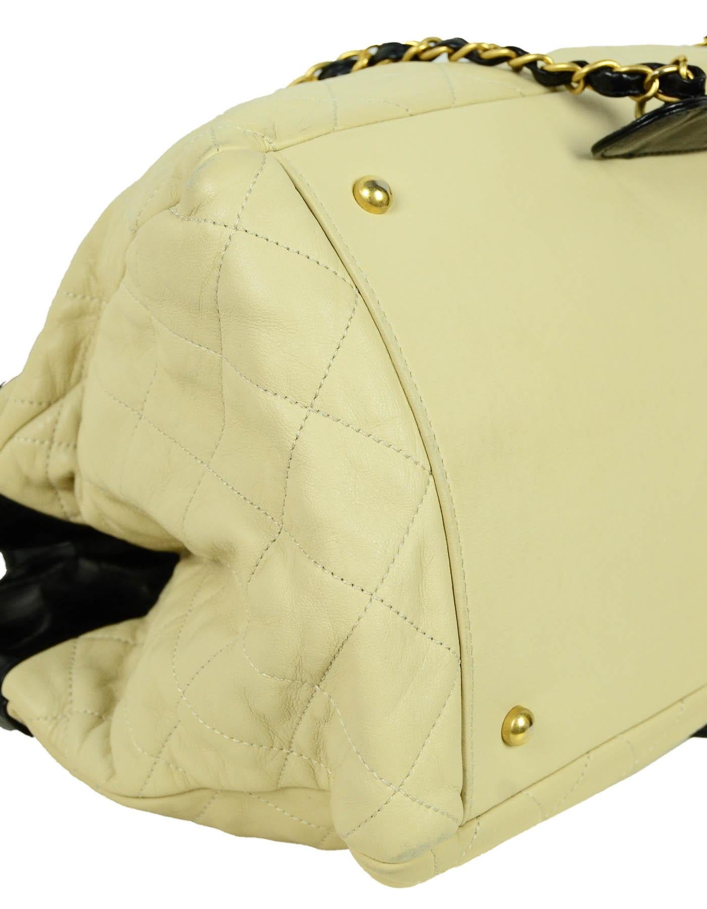 Chanel Schwarz/Beige gesteppte Leder-Tragetasche In-the-Mix mit Riemen 1