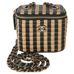 Chanel Schwarz Beige Raffia Jute gestreift Mini Vanity Case mit Kette