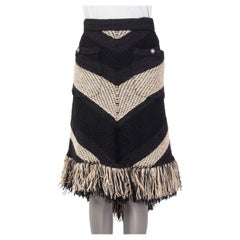 CHANEL black & beige wool 2014 DALLAS CHEVRON FRINGED Skirt 36 XS