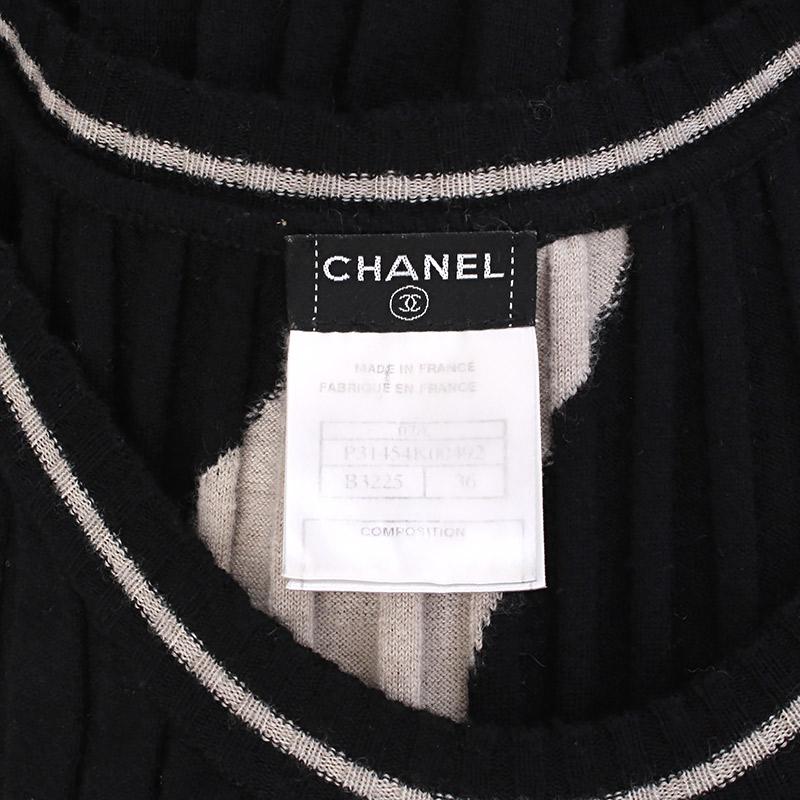 Black CHANEL black & beige wool PLEATED Sleeveless Dress 36 For Sale