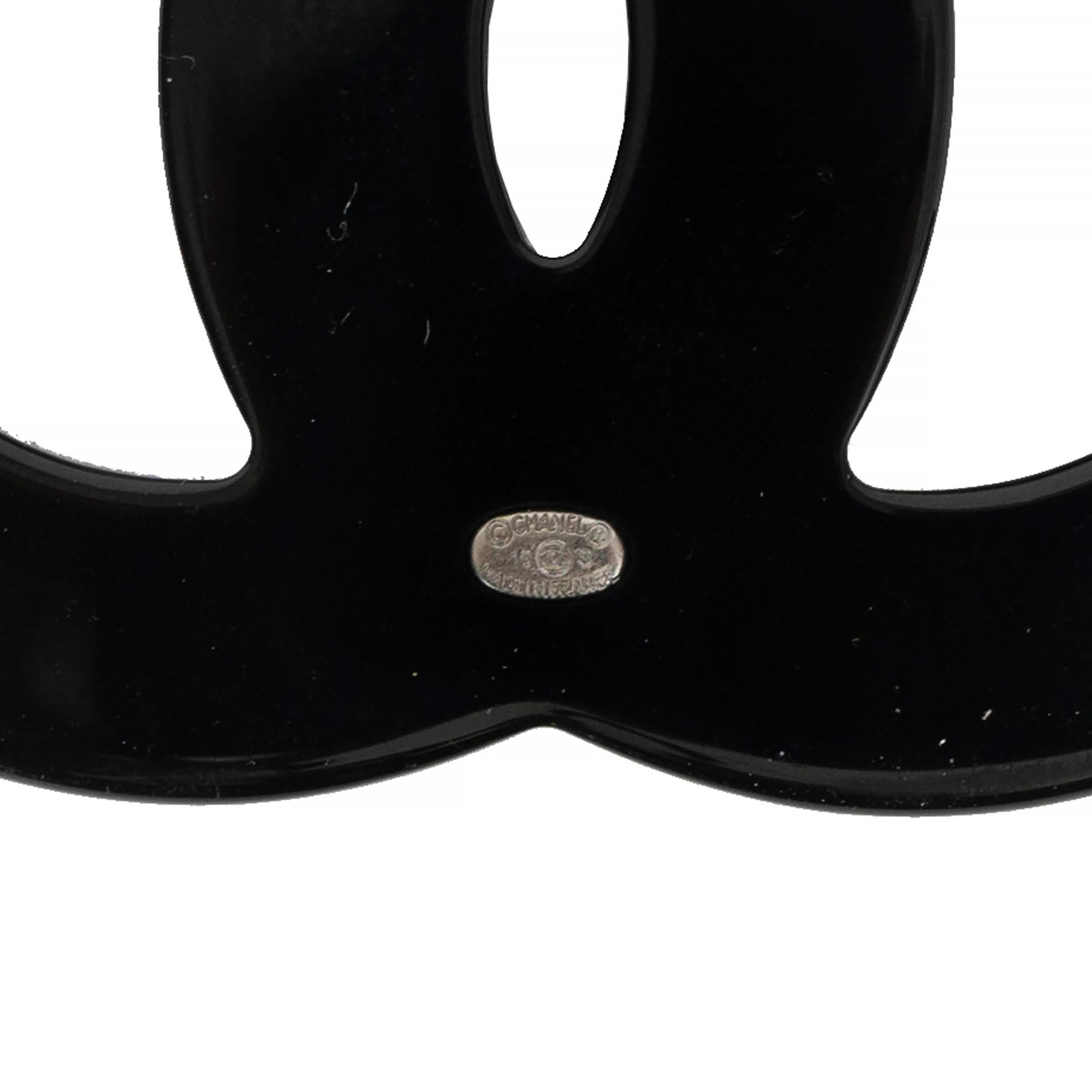 CHANEL black & blue 16S CC BAGUETTE CRYSTAL Brooch For Sale 1