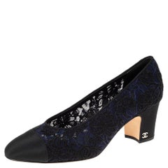 Chanel Black/Blue Lace and Fabric Cap Toe Block Heel Pumps Size 38.5