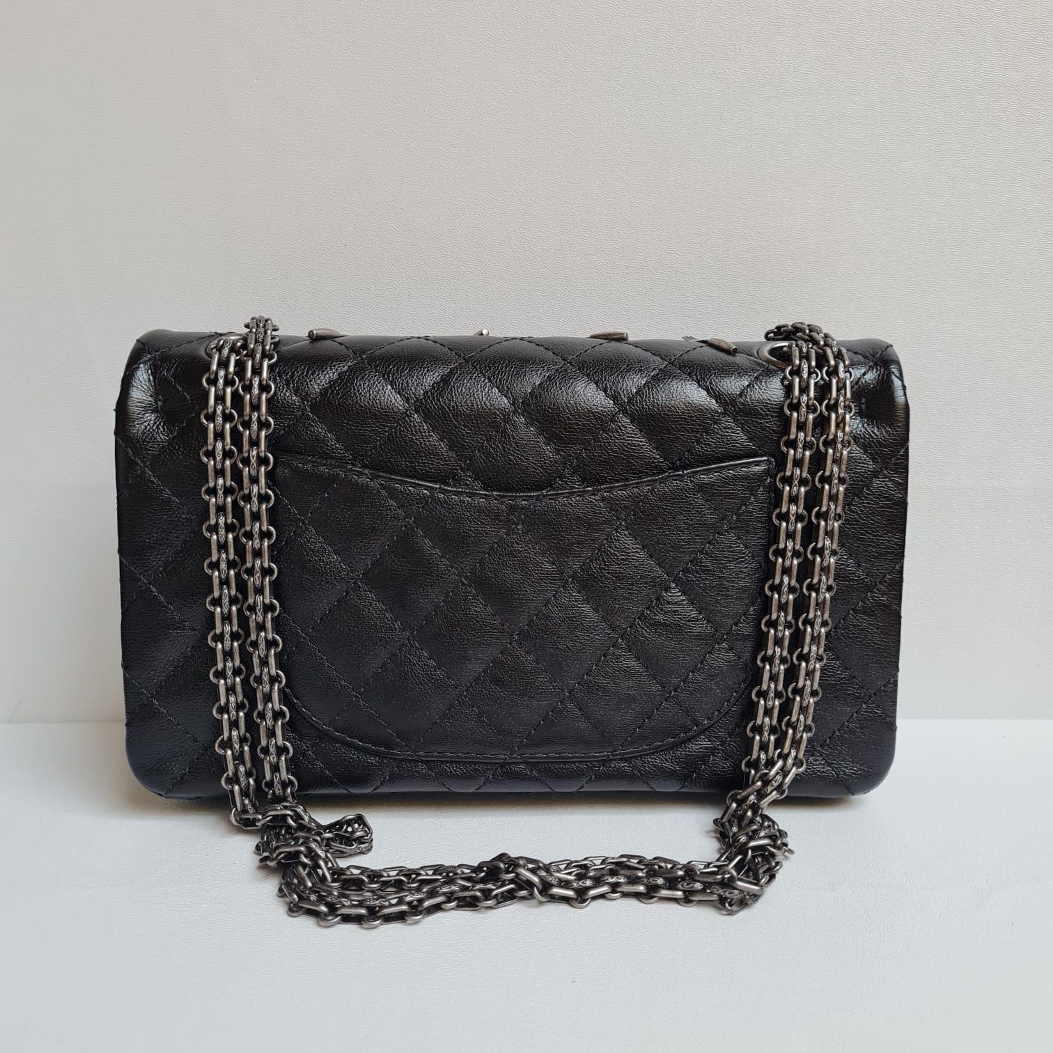 Women's or Men's Chanel Black Brasserie 2.55 Reissue Crossbody Bag 225