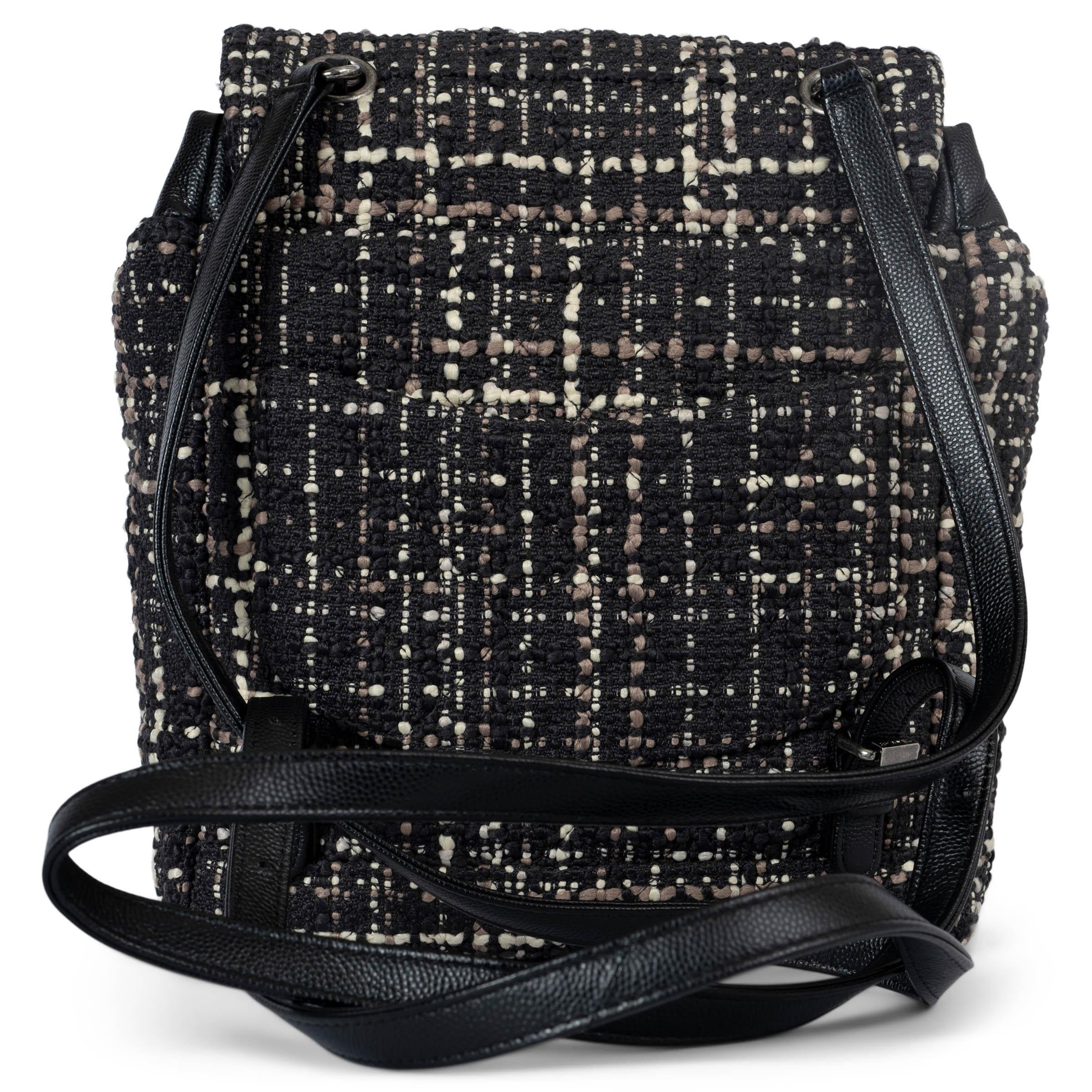 CHANEL negro marrón crema 2016 16S SMALL URBAN SPIRIT TWEED Mochila Bolsa Negro en venta