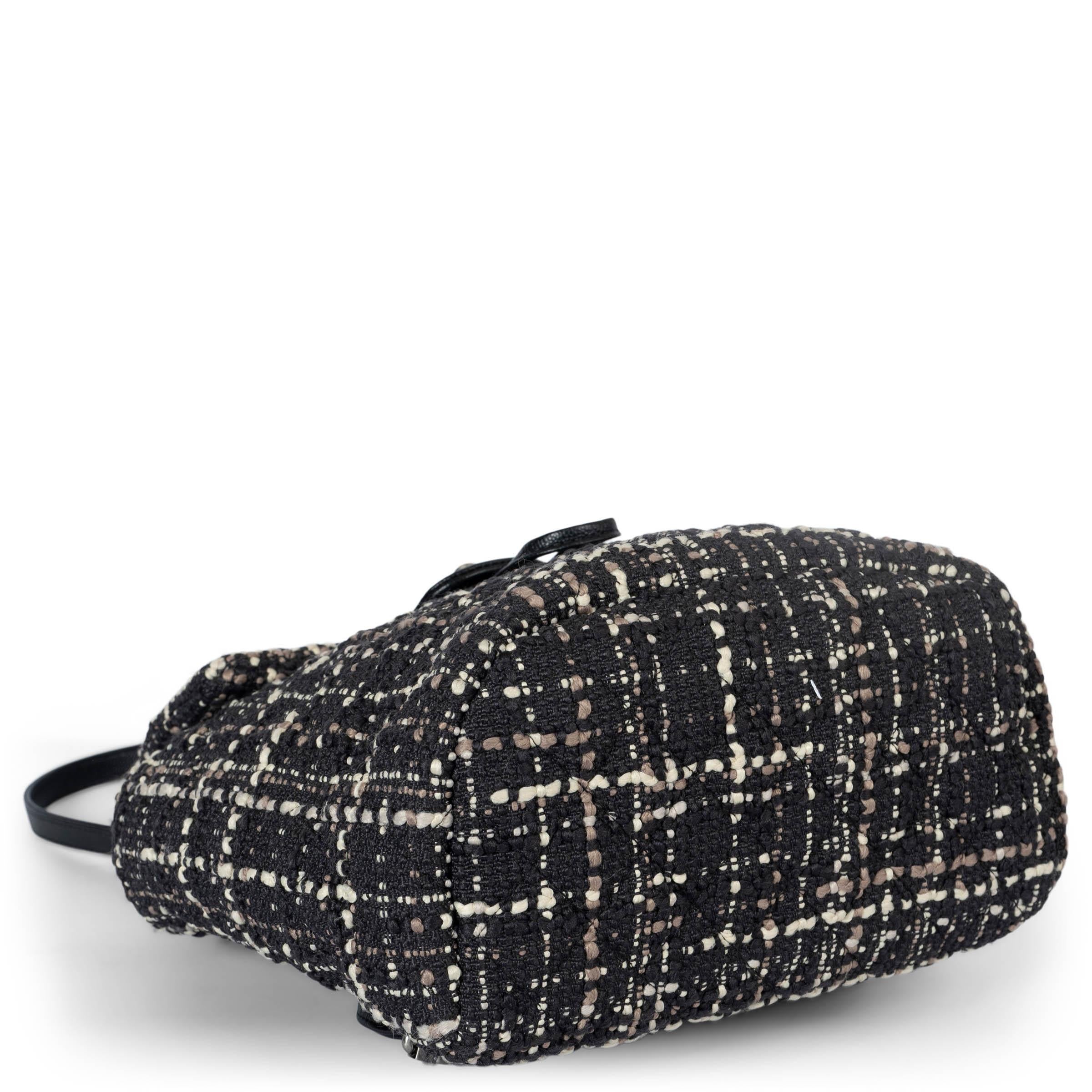 De las mujeres CHANEL negro marrón crema 2016 16S SMALL URBAN SPIRIT TWEED Mochila Bolsa en venta