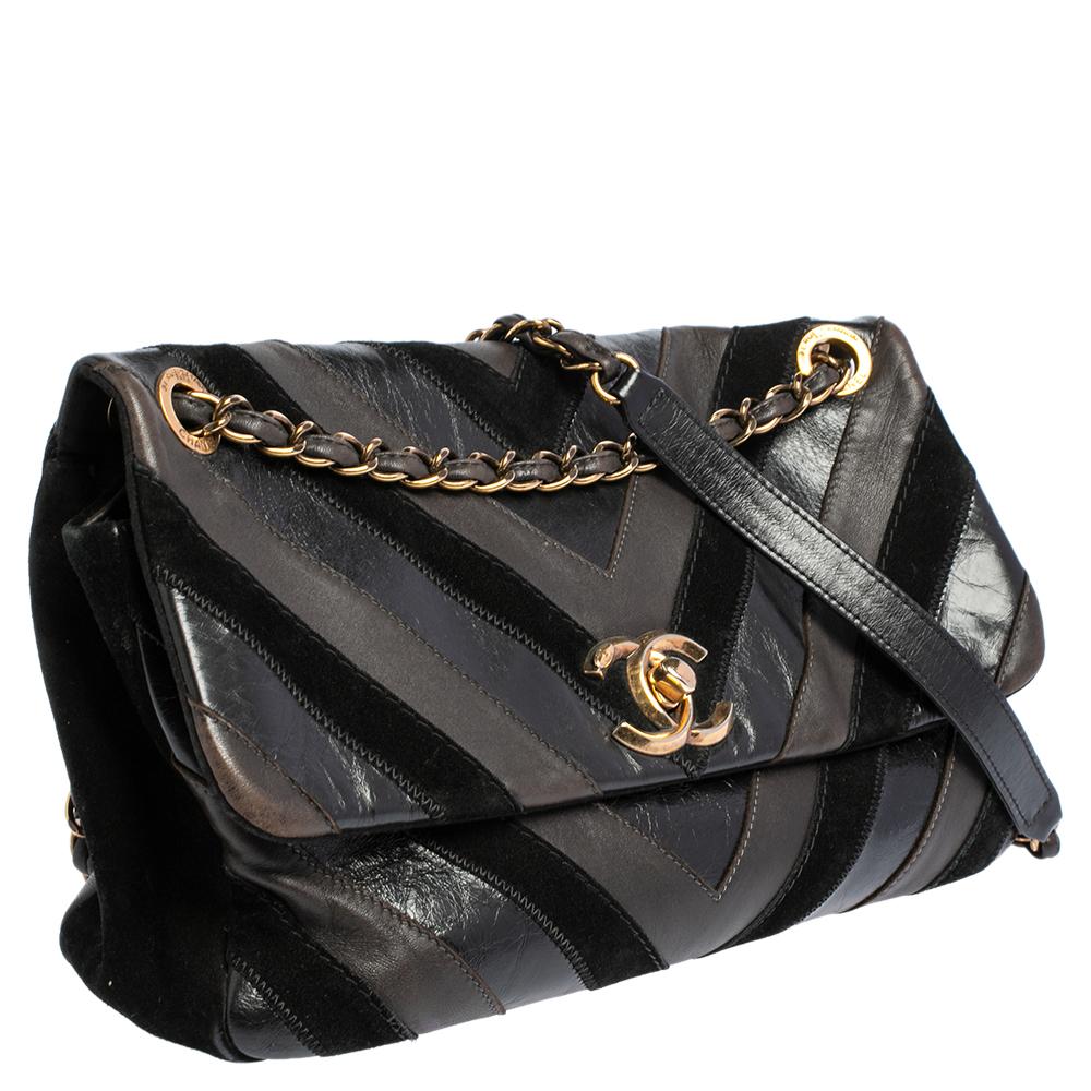 Chanel Black/Brown Leather and Suede Jumbo Surpique Flap Bag In Good Condition In Dubai, Al Qouz 2