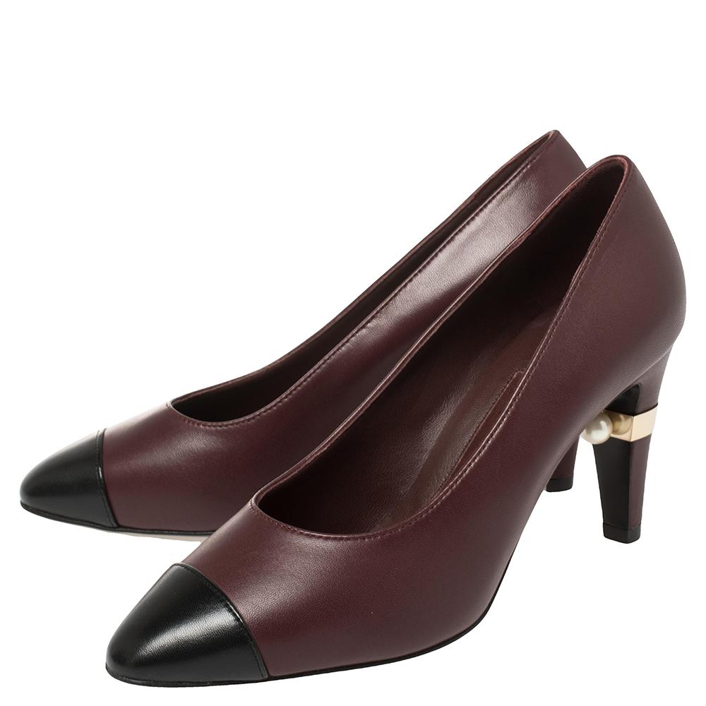 Chanel Black/Burgundy Leather CC Pearl Embellished Heel Pumps Size 36.5 1