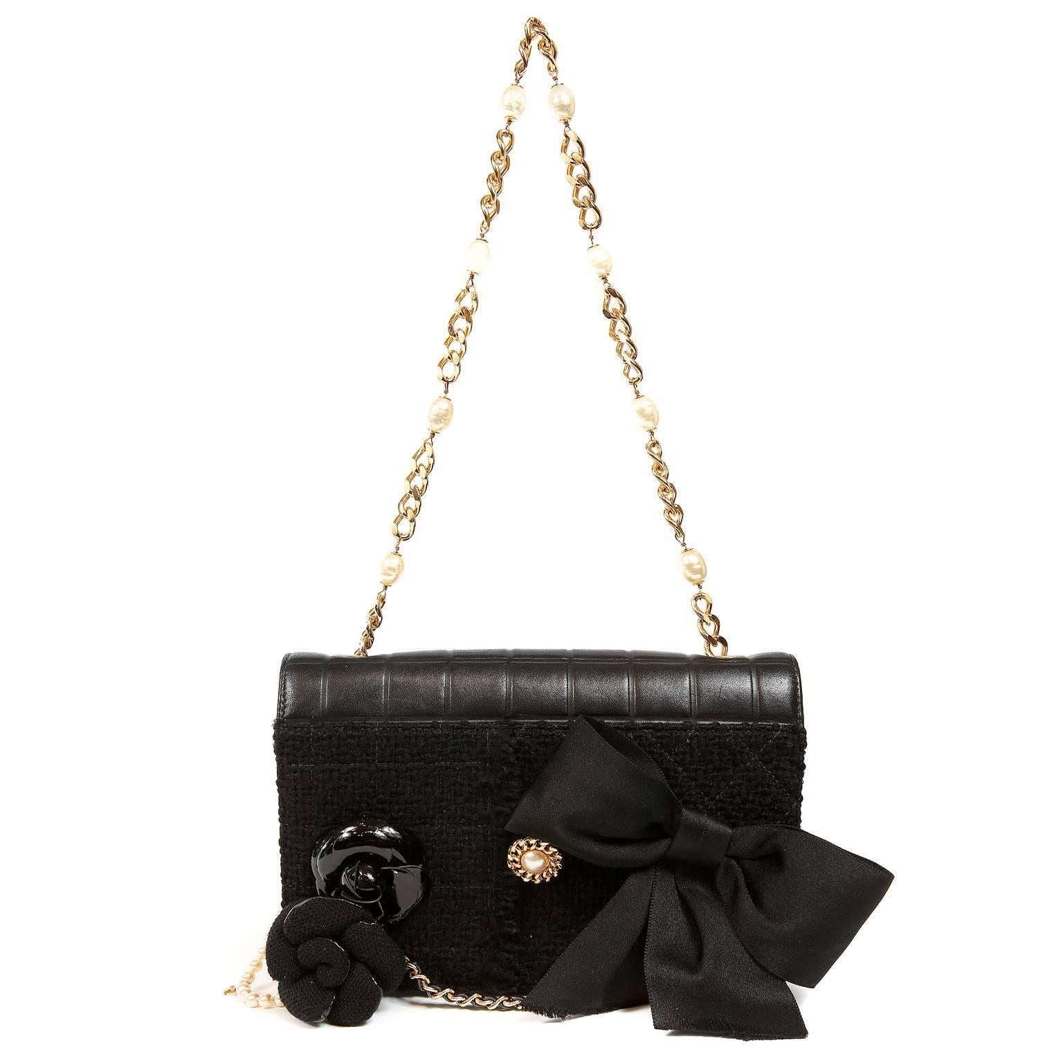 Chanel Black Buttons and Bows Special Edition Flap Bag  11