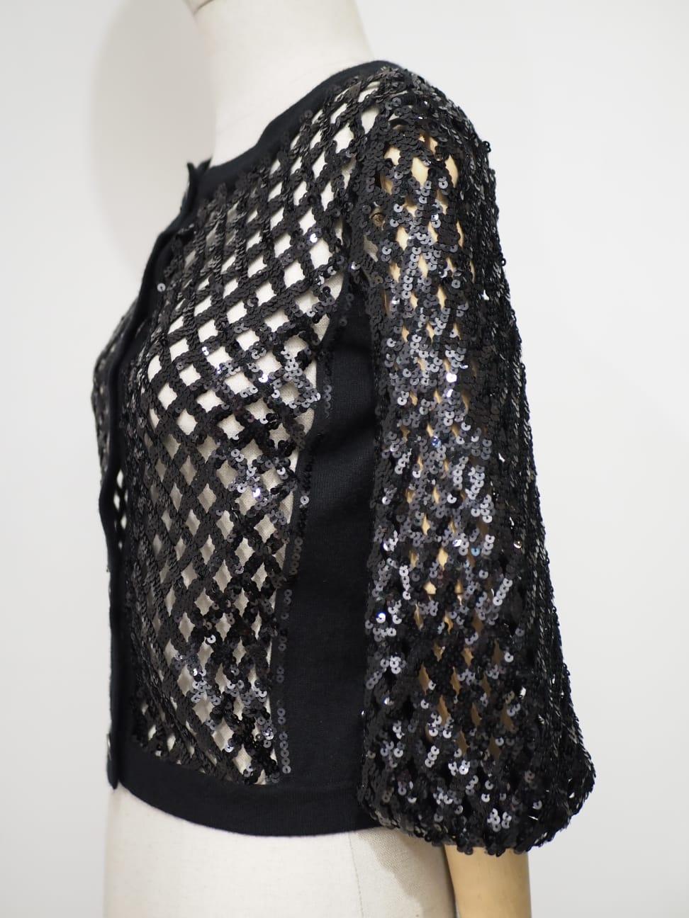 Chanel black cachemire and sequins cardigan In Excellent Condition For Sale In Capri, IT