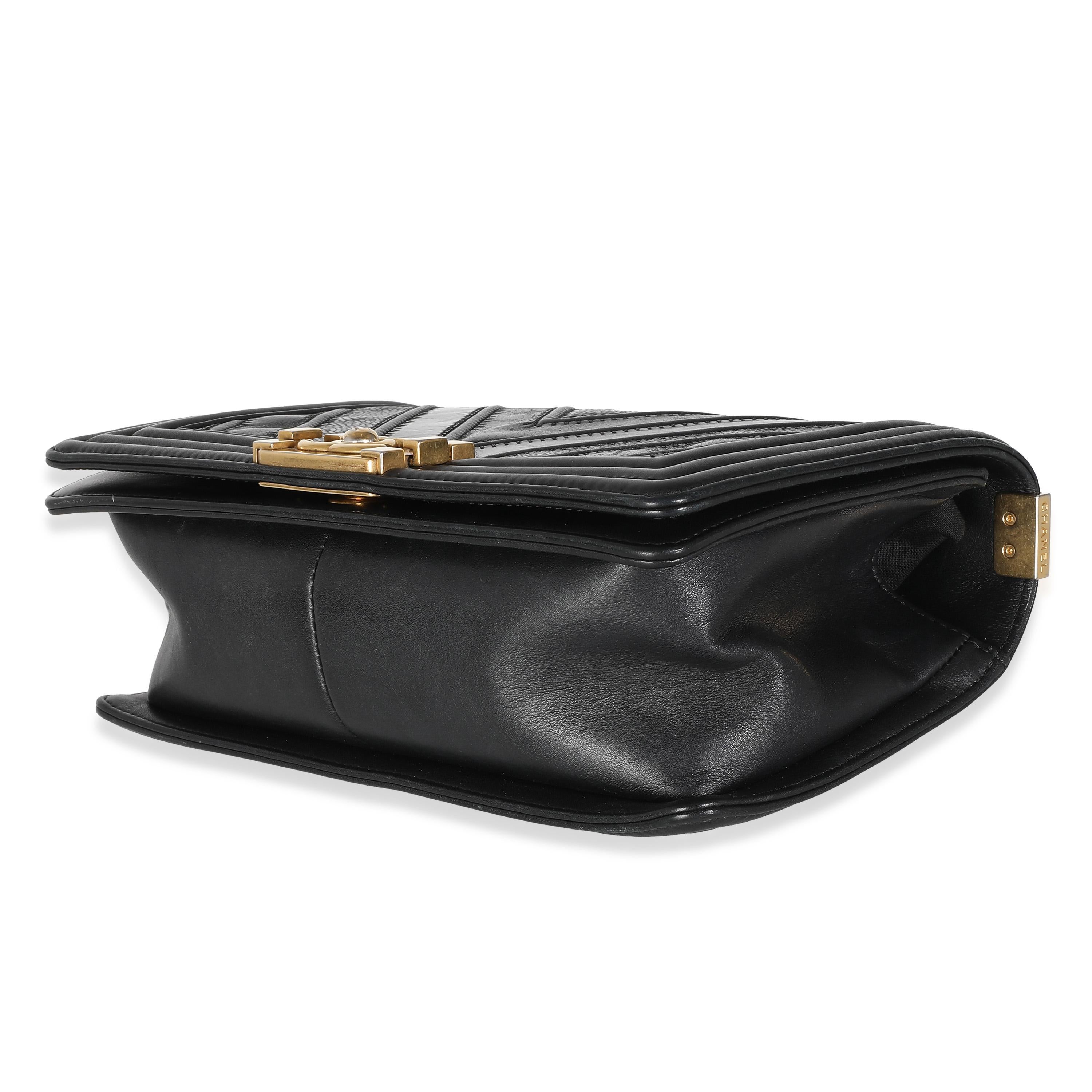 Chanel Black Calfskin Caviar In The Mix Chevron Old Medium Boy Handbag For Sale 1