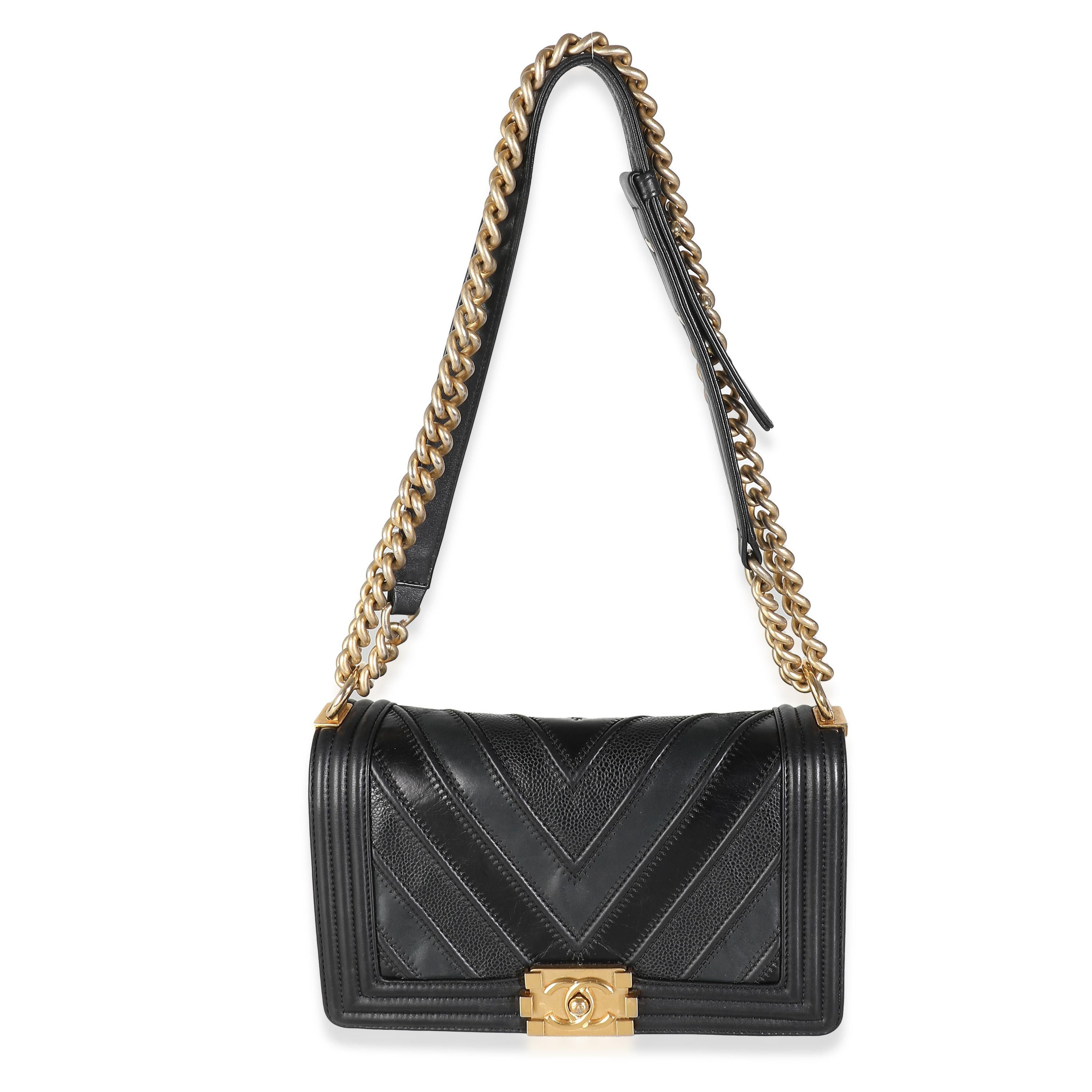 Chanel Black Calfskin Caviar In The Mix Chevron Old Medium Boy Handbag For Sale 2