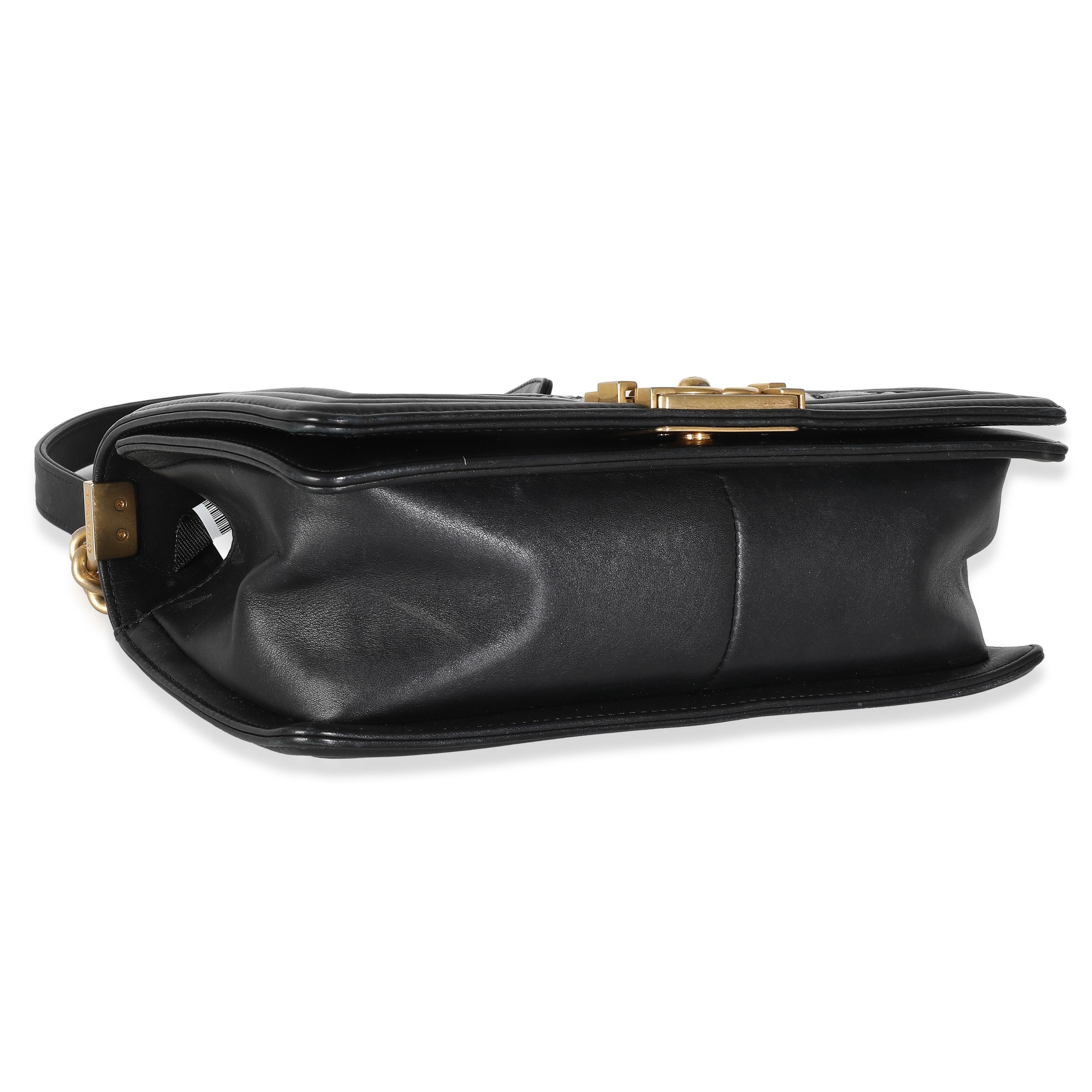 Chanel Black Calfskin Caviar In The Mix Chevron Old Medium Boy Handbag For Sale 3