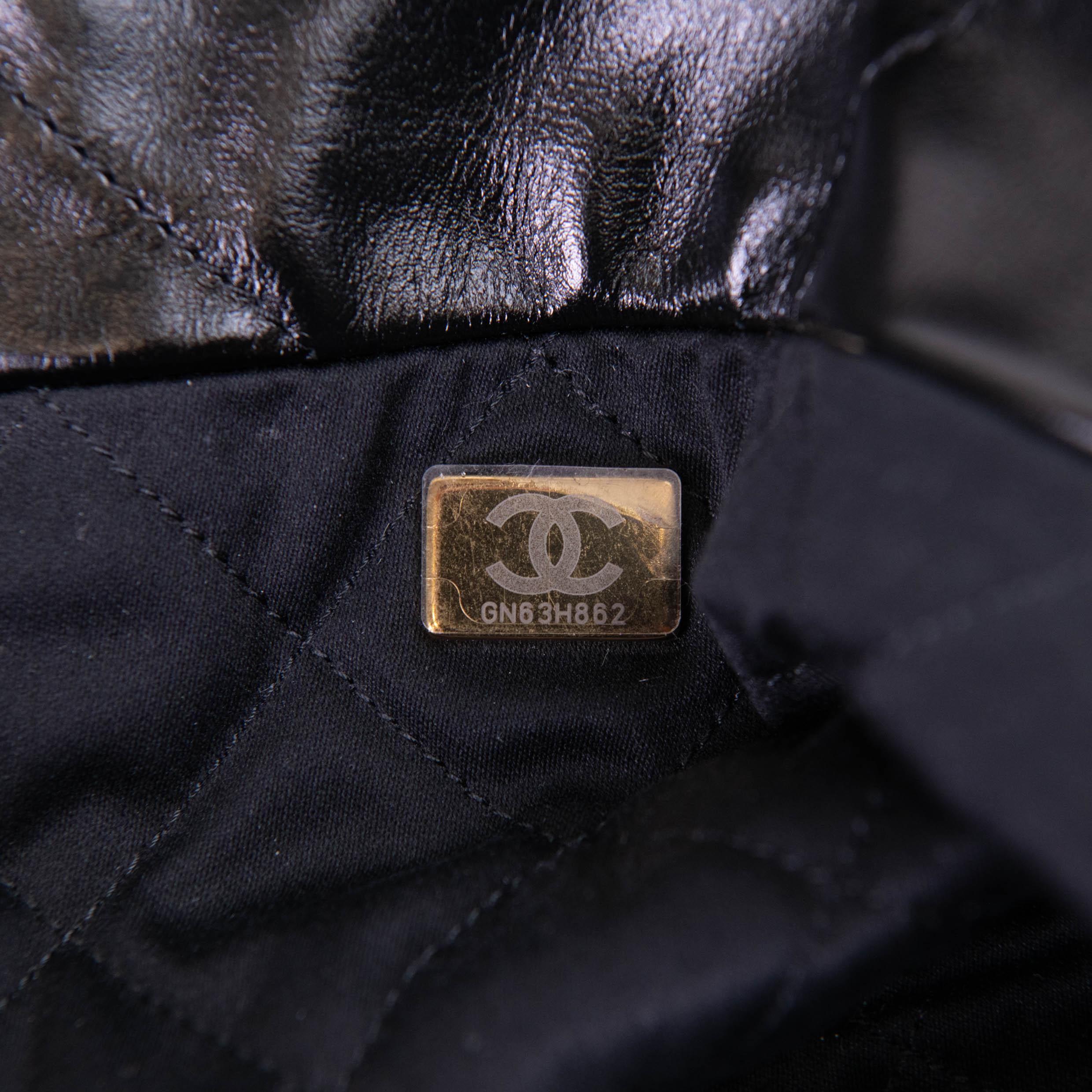 Chanel Black Calfskin Drawstring Chanel 22 Bag Medium Matching Pouch 6