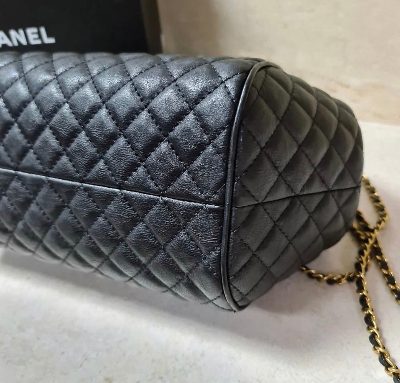 Chanel Black Calfskin Kiss-lock Bag 4