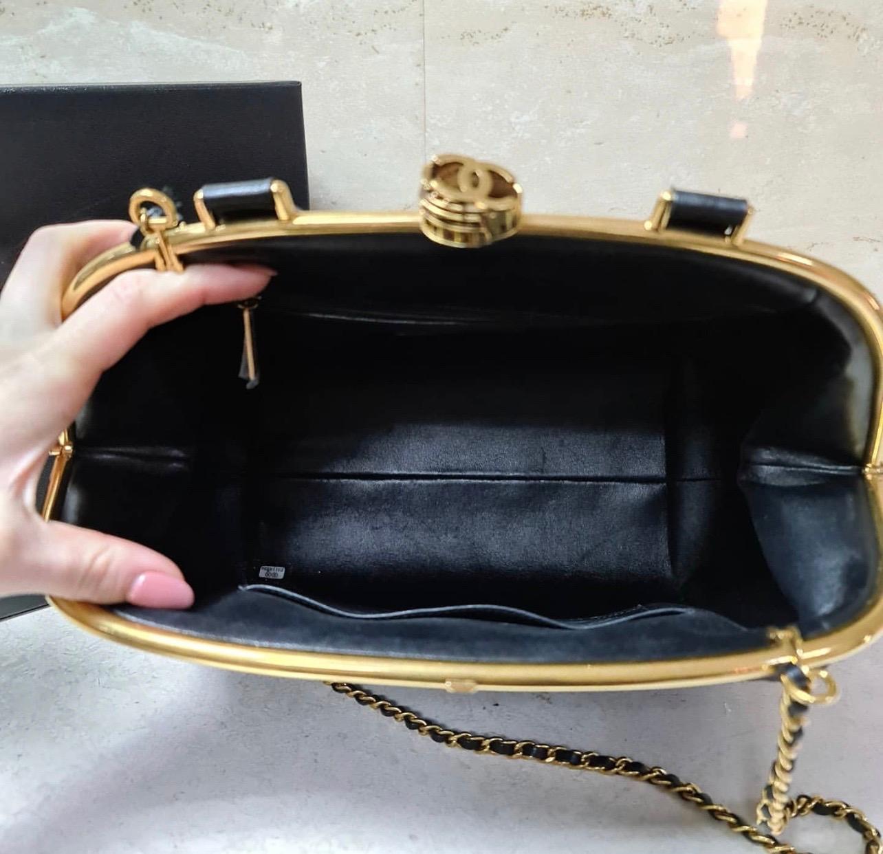 Chanel Black Calfskin Kiss-lock Bag 5
