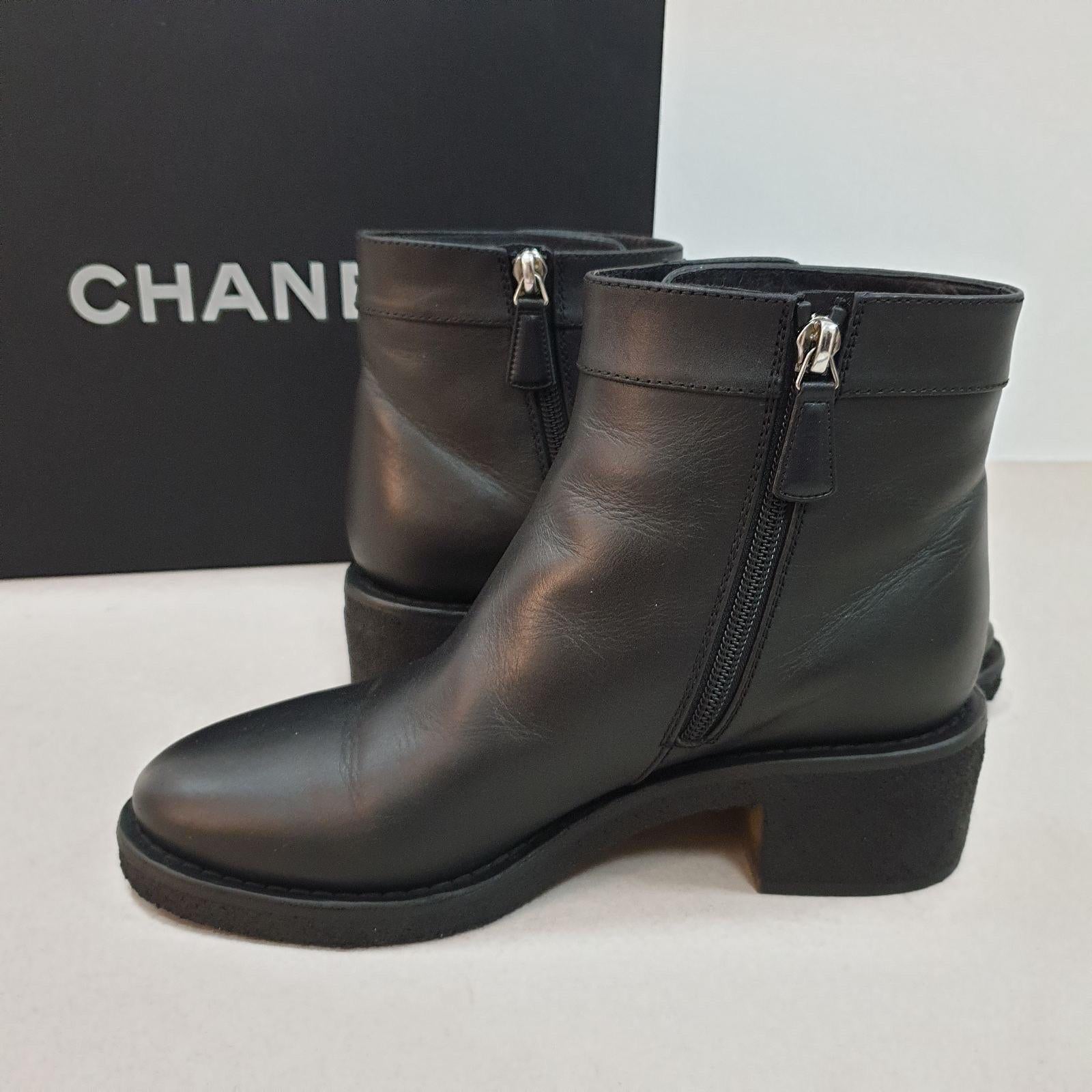 Chanel Black Calfskin Leather Turnlock CC Ankle Boots For Sale 2