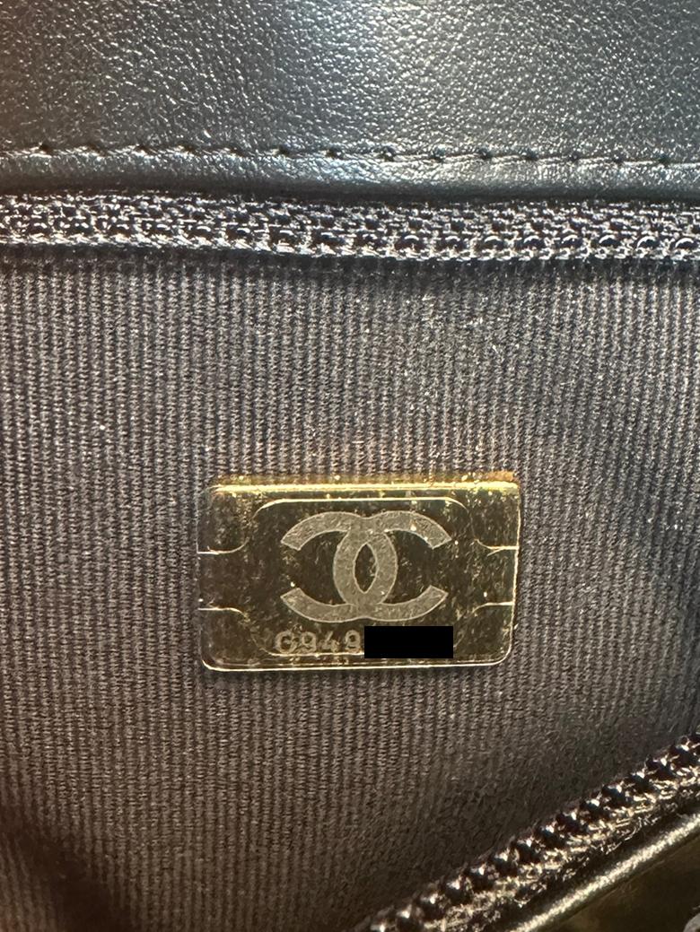 Chanel Black Calfskin Quilted Nano Kelly Shopper Bag 4