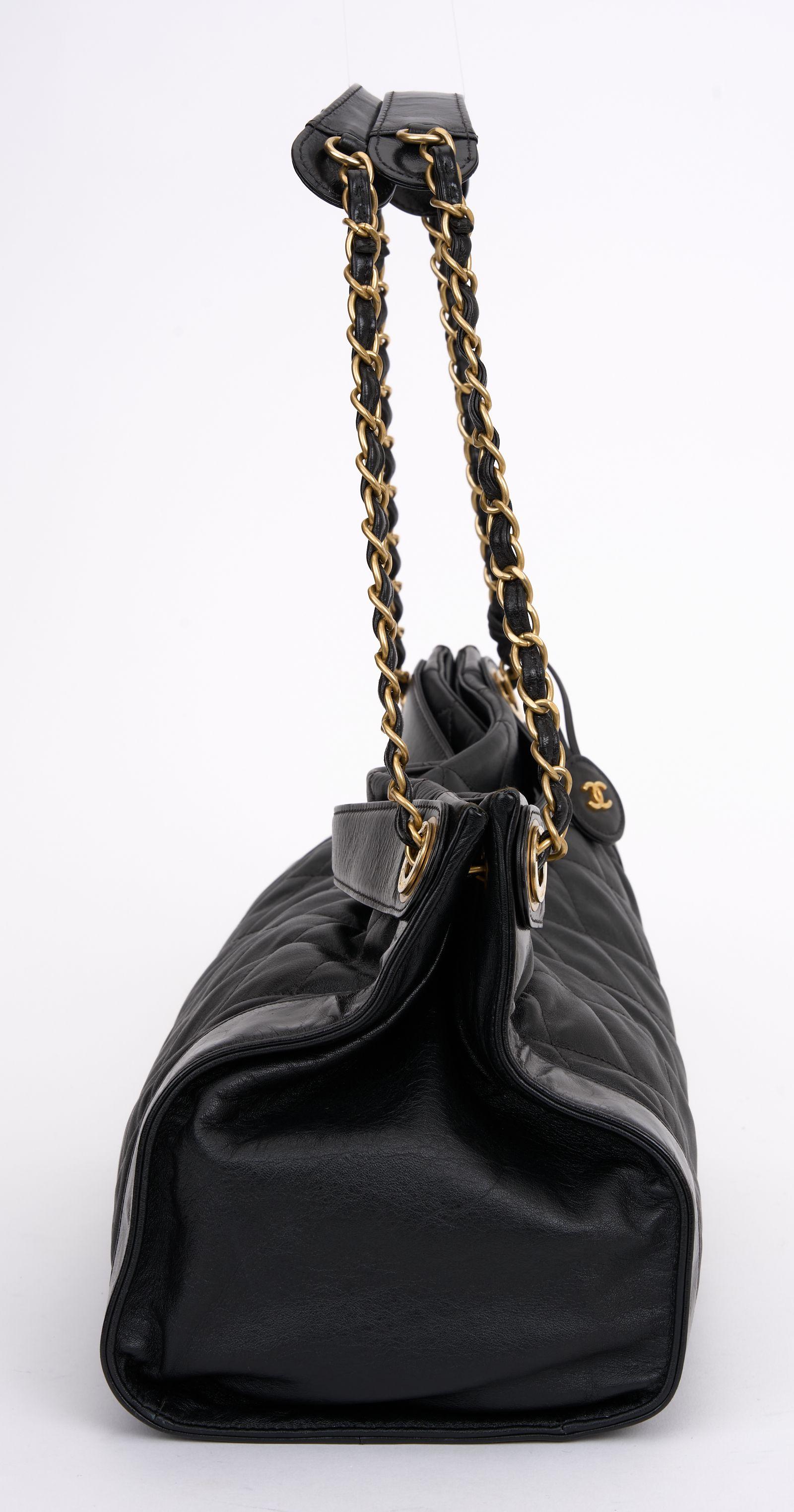 Chanel Black Calfskin Shopper Tote In New Condition For Sale In West Hollywood, CA