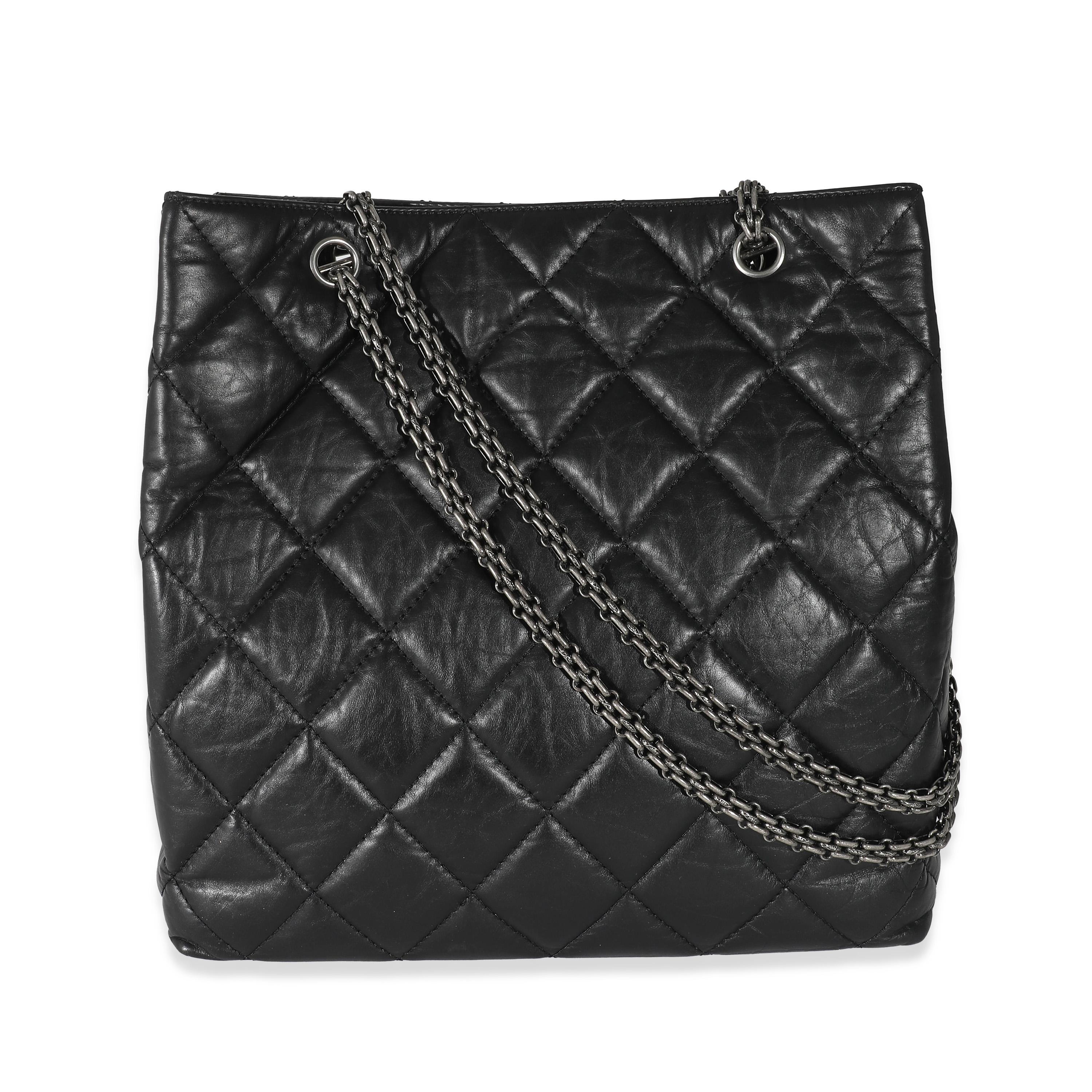 Chanel Schwarze Reissue-Tasche aus Kalbsleder mit hohem 2,55 cm im Zustand „Hervorragend“ im Angebot in New York, NY